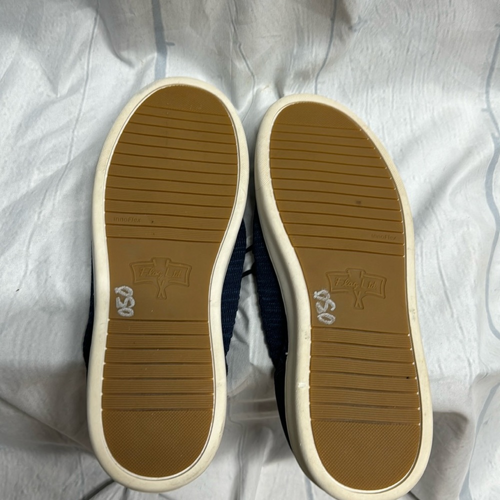 Flag Ltd. | NWOT Men’s Casual Navy Blue Tennis Shoes | Size 9.5 - Picture 4 of 9